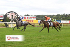 Go Racing | Count On Me Winning at Lismore