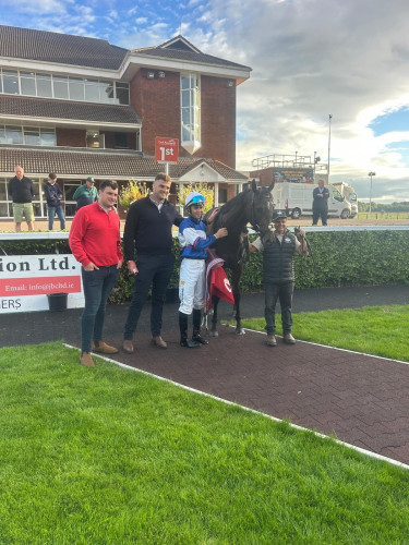 Irish eyes smiling on Go Racing