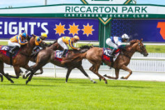 Go Racing | Super Sincere Winning at Riccarton