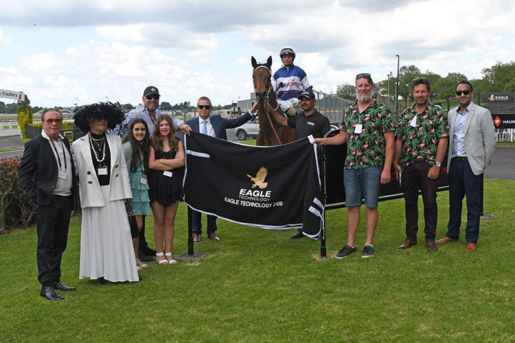 Go Racing celebrate weekend treble [Go Racing]